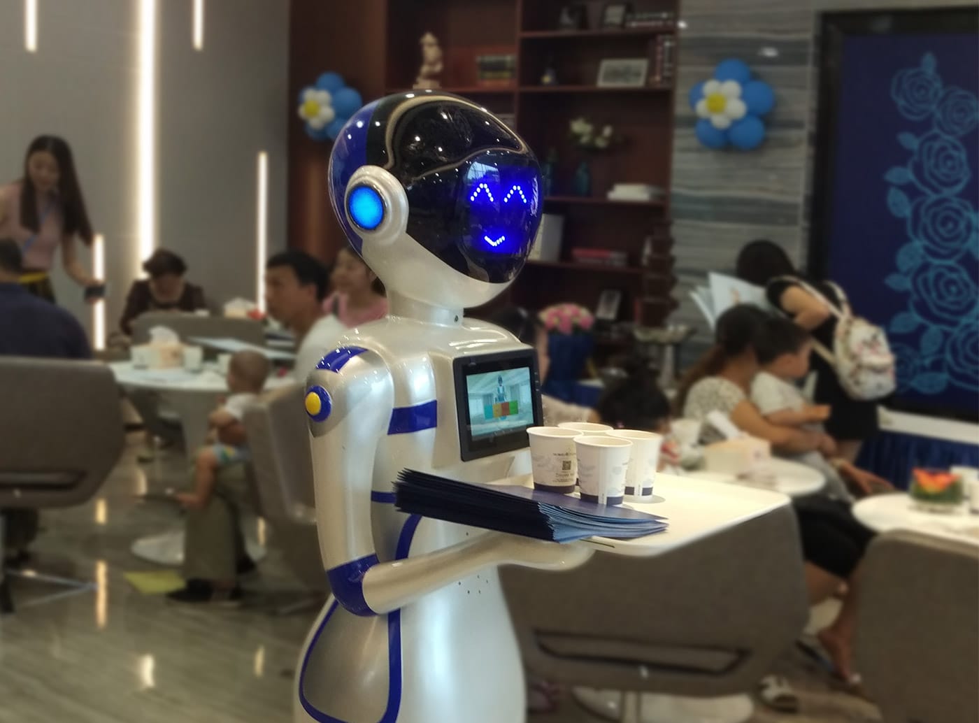 Meet Vector the smart robot assistant 